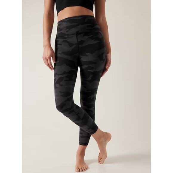 Athleta Elation Camo 7/8 Tight, Small - Picture 1 of 8